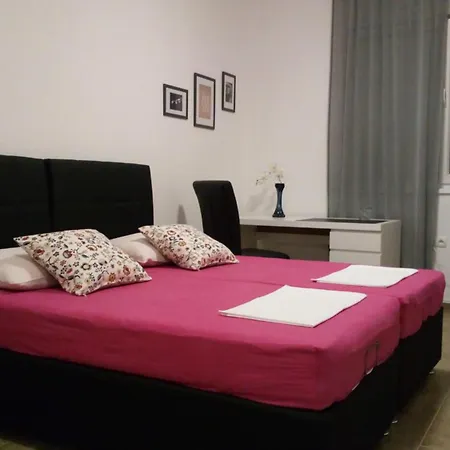 Apartman Maria Apartament *